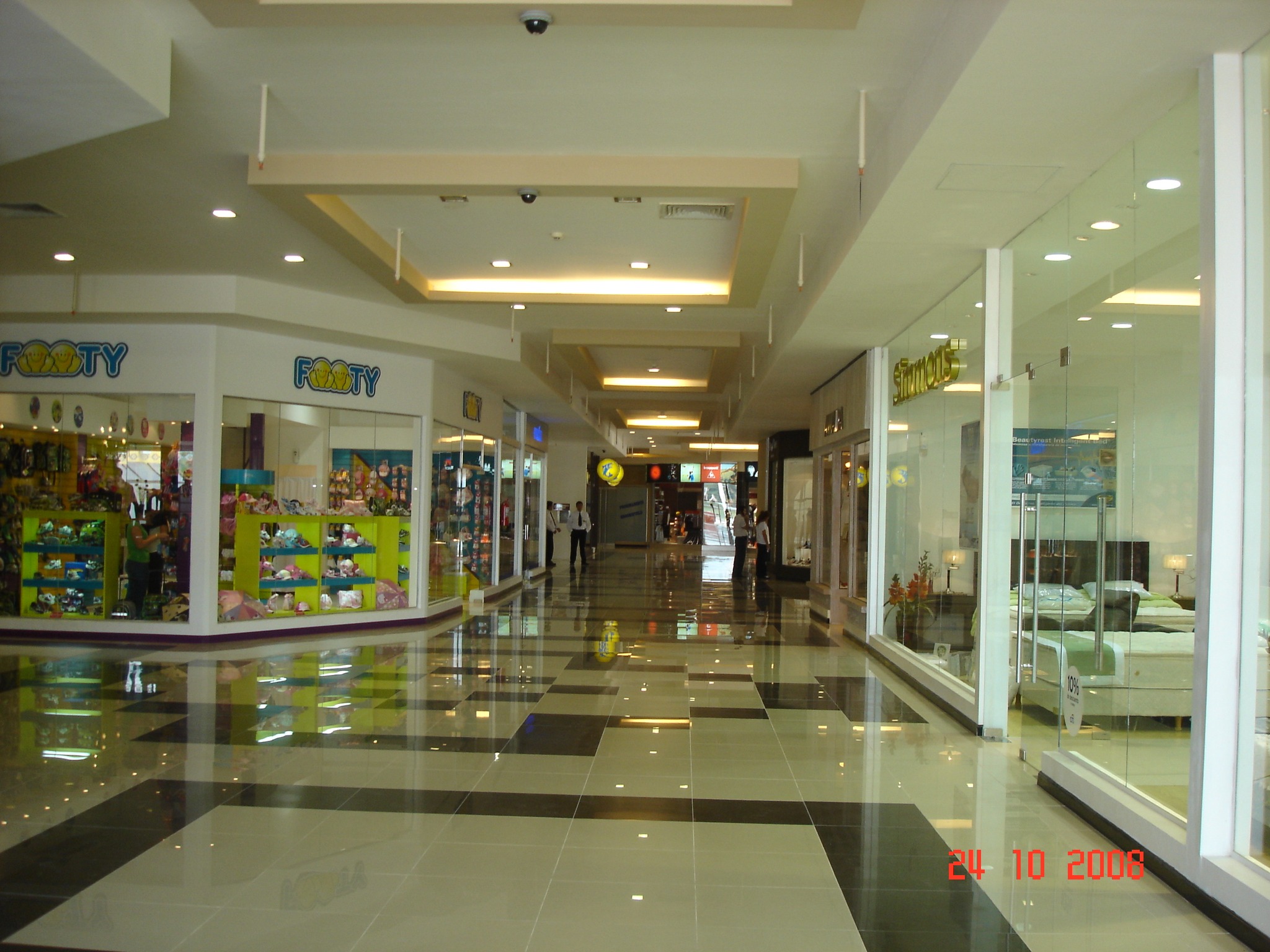 CENTENARIO SHOPPING - Bury Mayer Estudio de Arquitectura