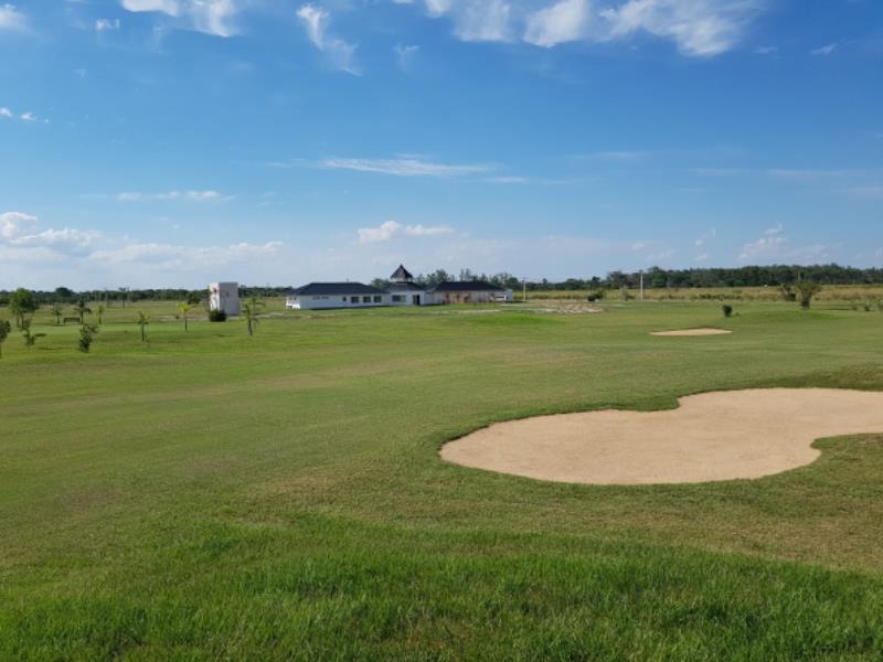 CHACRAS DEL GOLF - Bury Mayer Estudio de Arquitectura